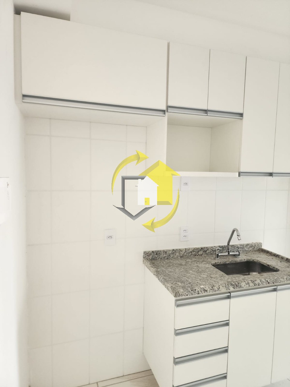 Apartamento para alugar com 2 quartos, 42m² - Foto 5