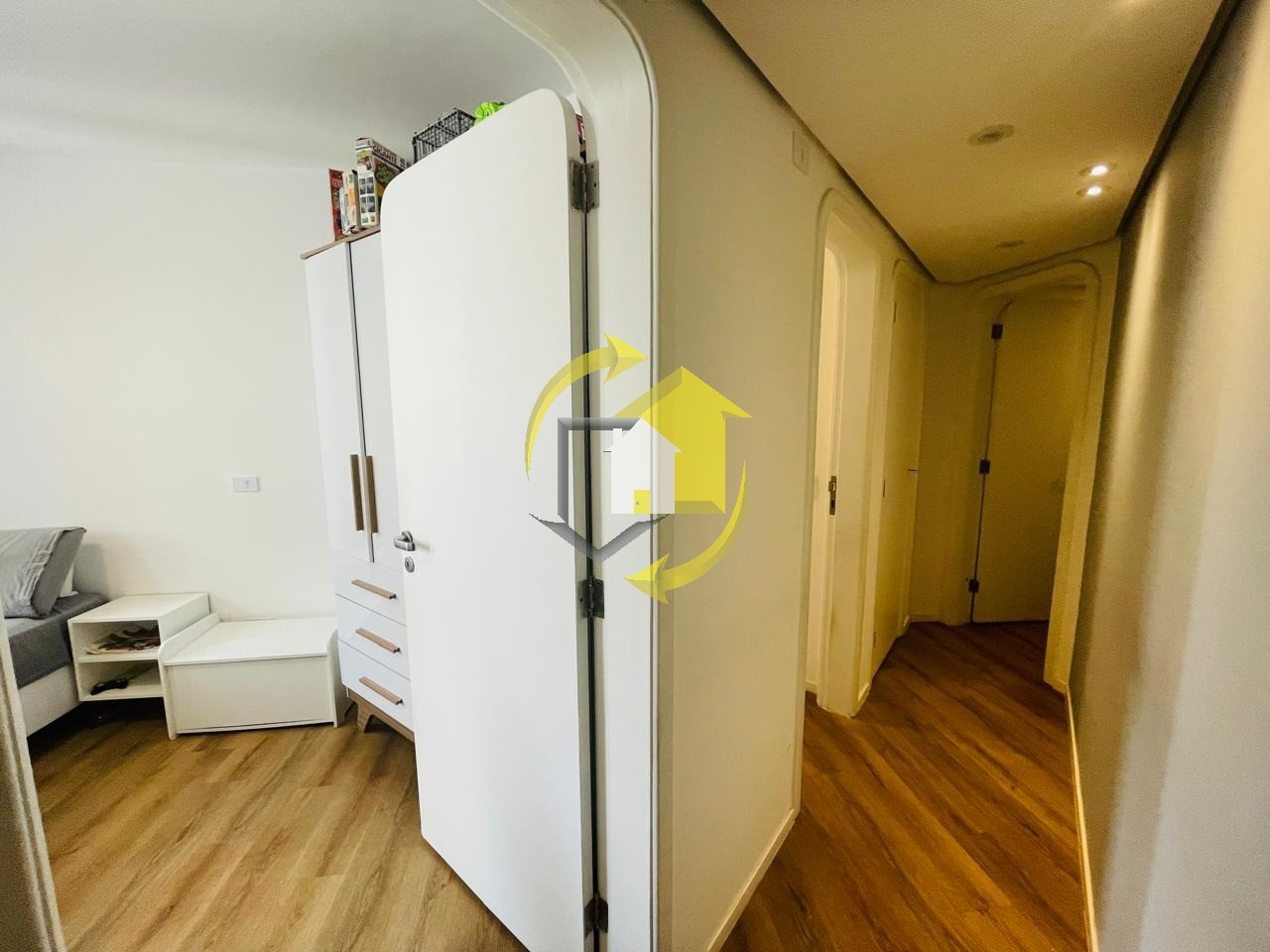 Apartamento para alugar com 3 quartos, 165m² - Foto 17