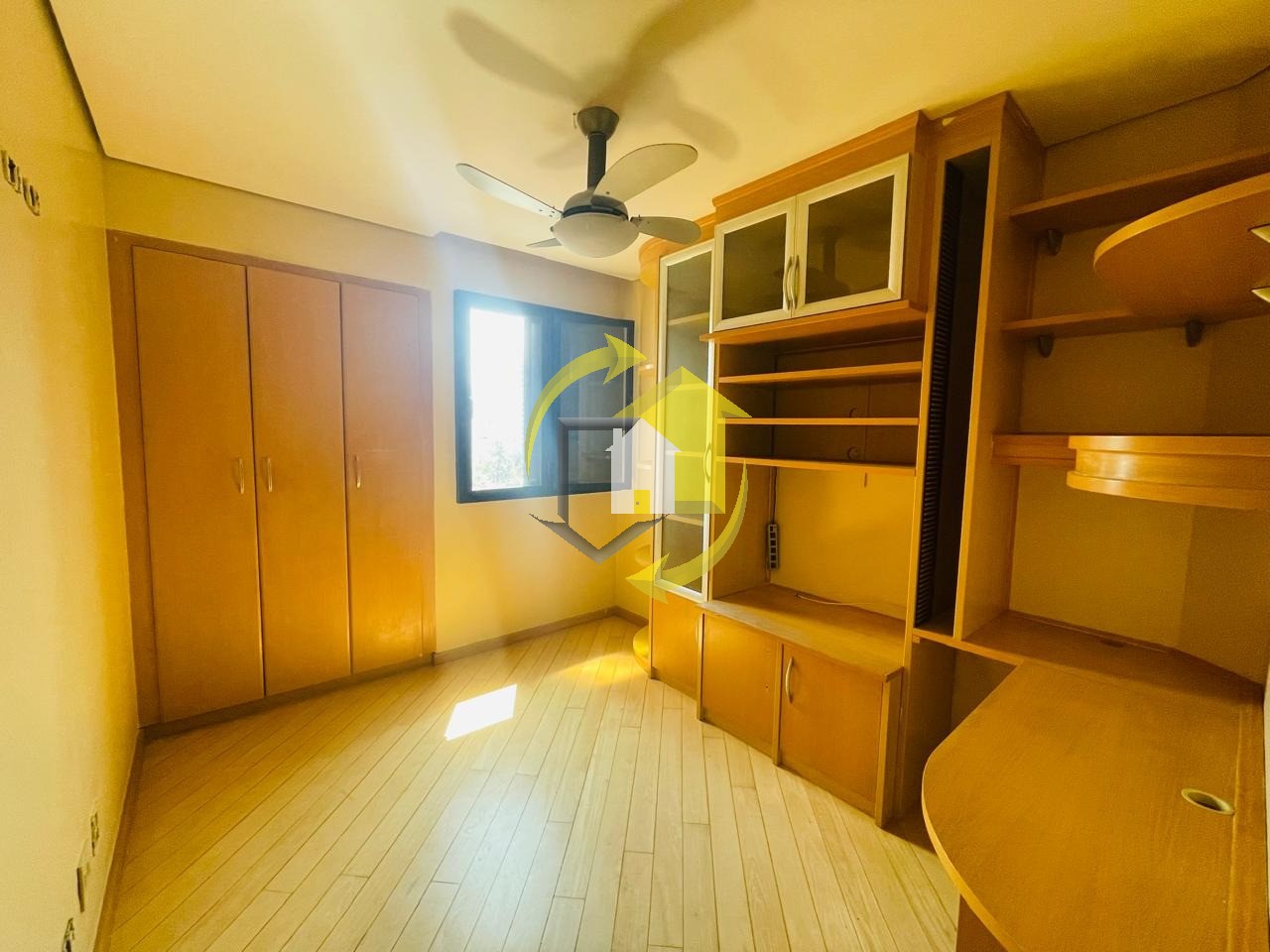 Apartamento para alugar com 3 quartos, 83m² - Foto 9