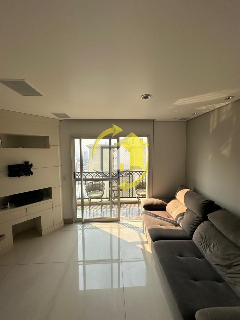 Apartamento para alugar com 1 quarto, 70m² - Foto 22