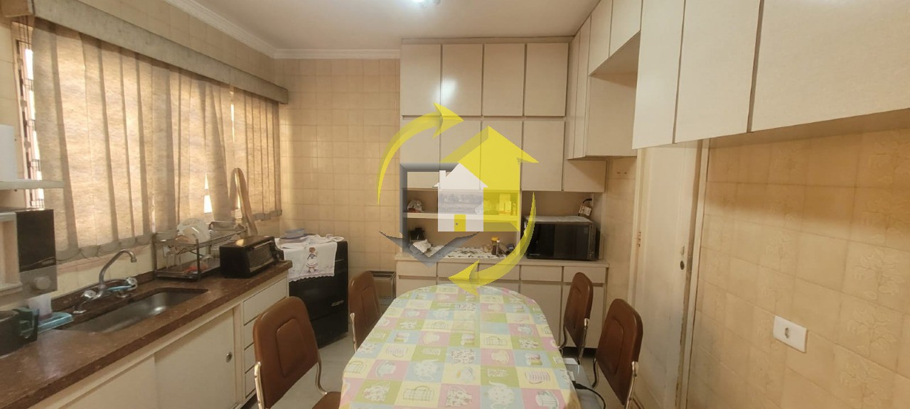 Sobrado à venda com 4 quartos, 115m² - Foto 1