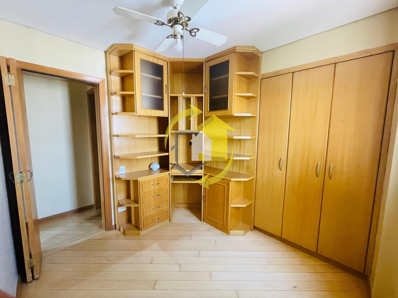 Apartamento para alugar com 3 quartos, 83m² - Foto 10