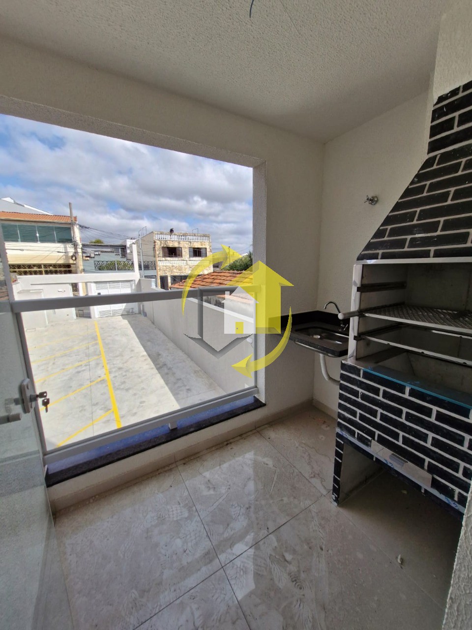 Apartamento à venda com 2 quartos, 40m² - Foto 1