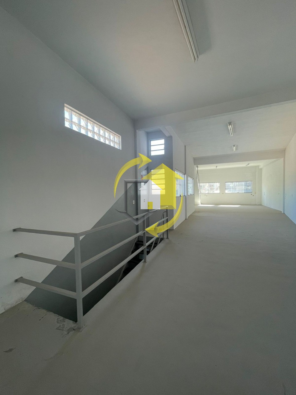 Prédio Inteiro à venda e aluguel, 600m² - Foto 23