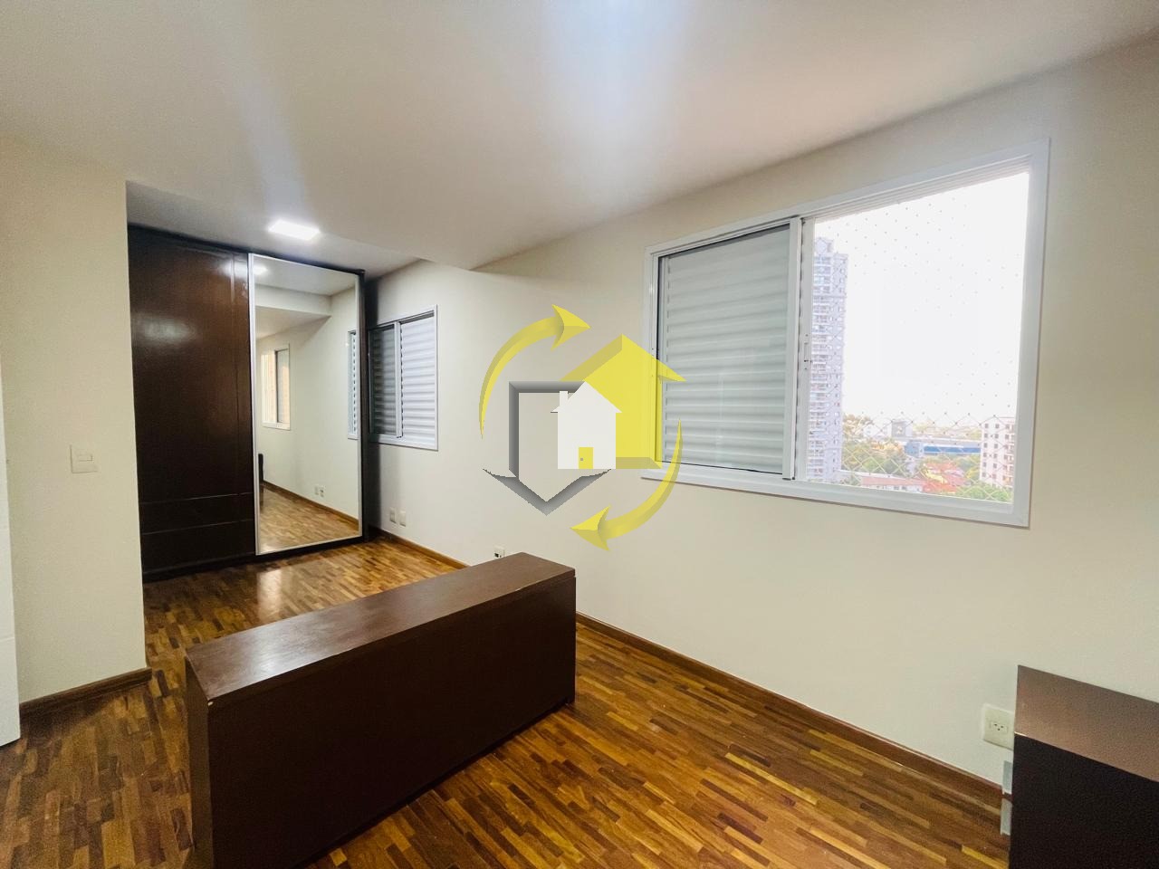 Apartamento para alugar com 2 quartos, 92m² - Foto 20