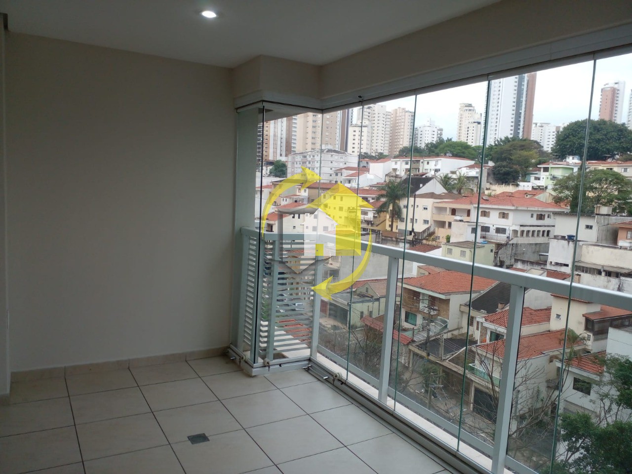 Apartamento à venda e aluguel com 1 quarto, 54m² - Foto 2