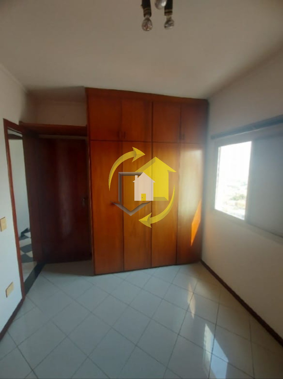 Apartamento à venda com 3 quartos, 77m² - Foto 13