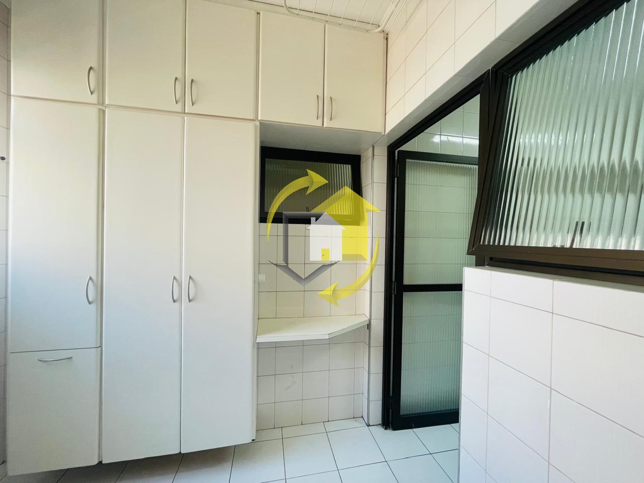 Apartamento à venda e aluguel com 3 quartos, 90m² - Foto 7