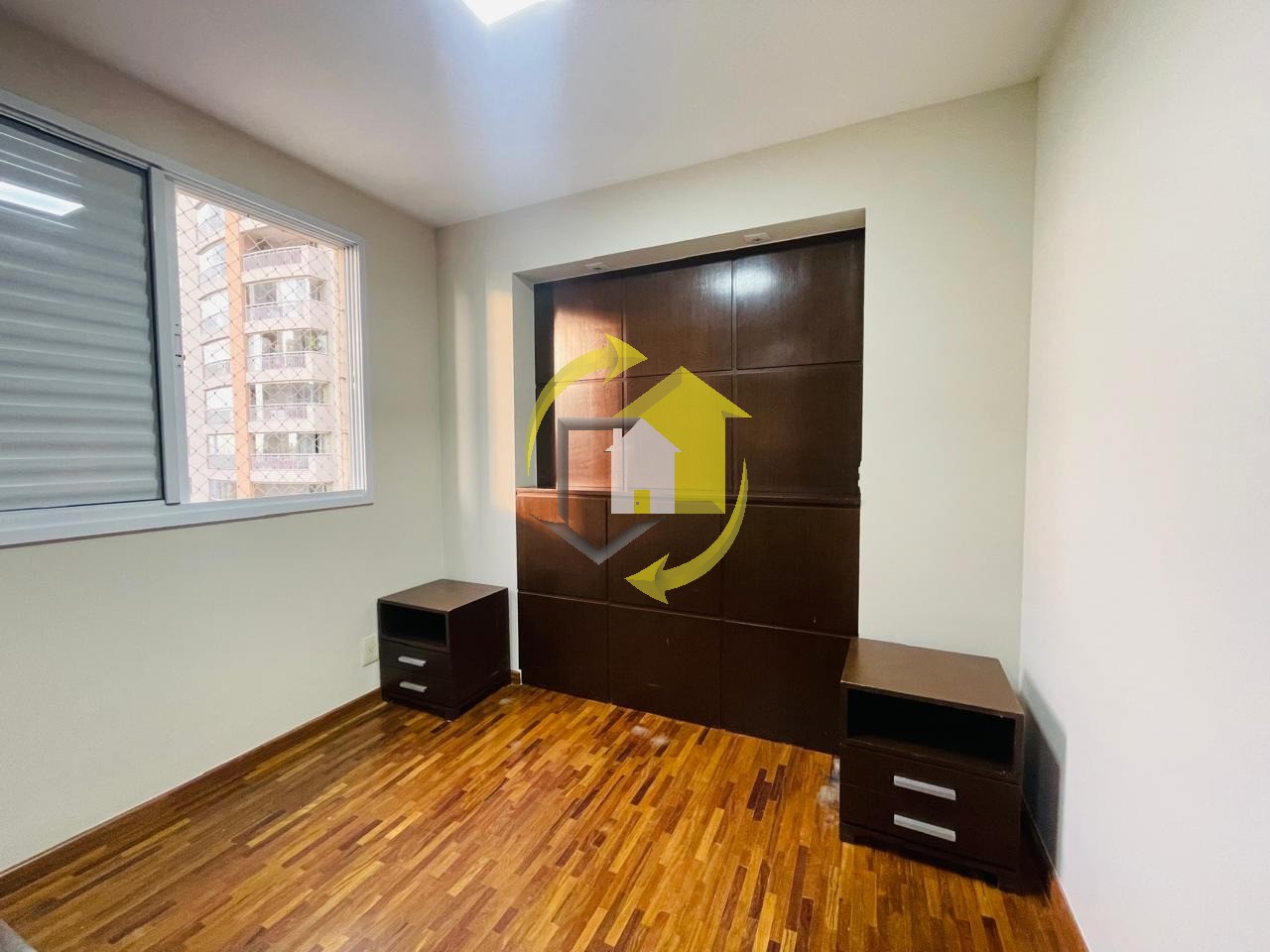 Apartamento para alugar com 2 quartos, 92m² - Foto 21