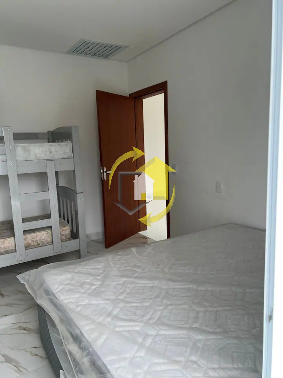 Sobrado à venda com 6 quartos, 380m² - Foto 54