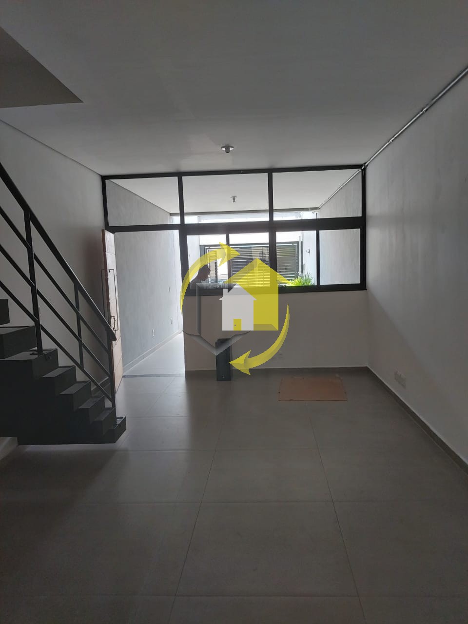 Casa Comercial para alugar com 3 quartos, 130m² - Foto 4