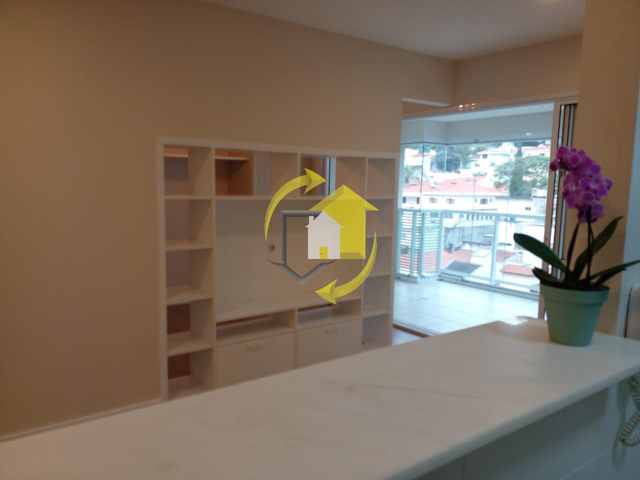 Apartamento à venda e aluguel com 1 quarto, 54m² - Foto 1