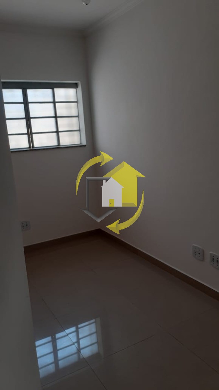 Sobrado à venda com 2 quartos, 120m² - Foto 3