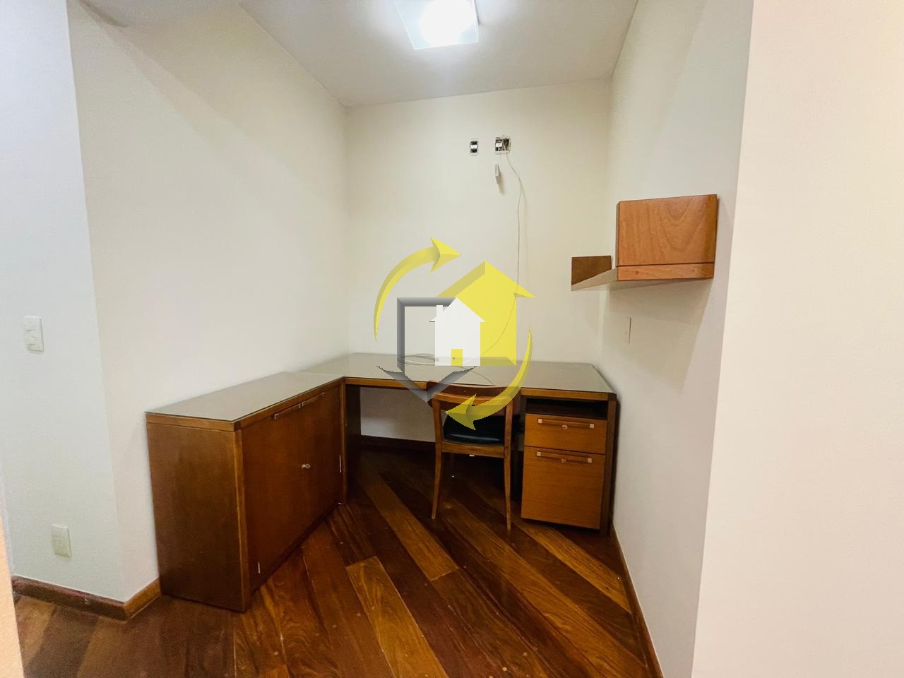 Apartamento para alugar com 2 quartos, 92m² - Foto 11