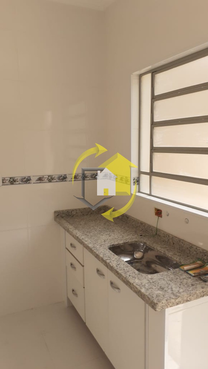 Sobrado à venda com 2 quartos, 120m² - Foto 1