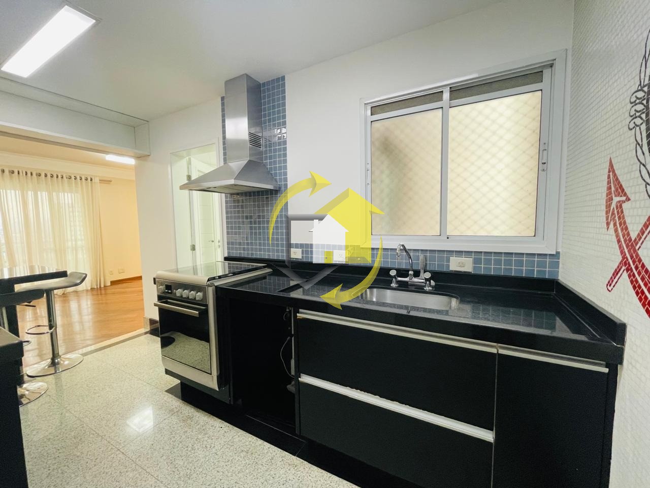 Apartamento para alugar com 2 quartos, 92m² - Foto 3