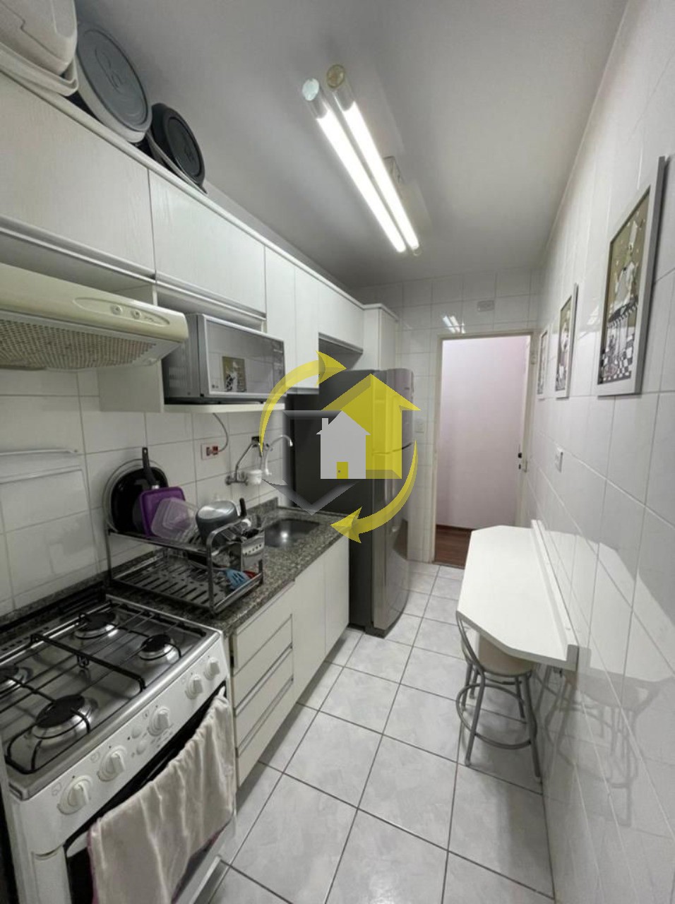 Apartamento para alugar com 2 quartos, 50m² - Foto 3