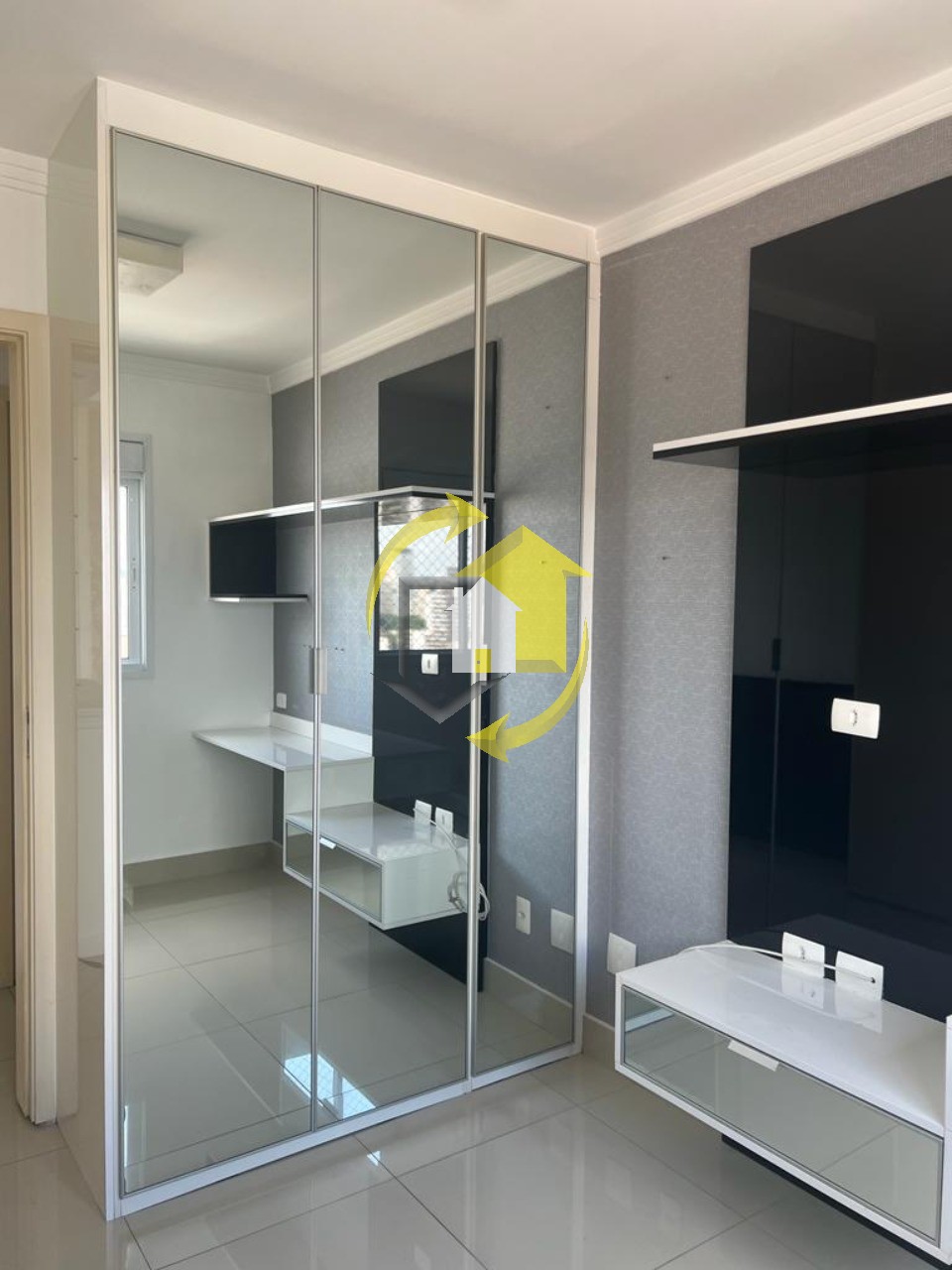 Apartamento à venda com 2 quartos, 56m² - Foto 12