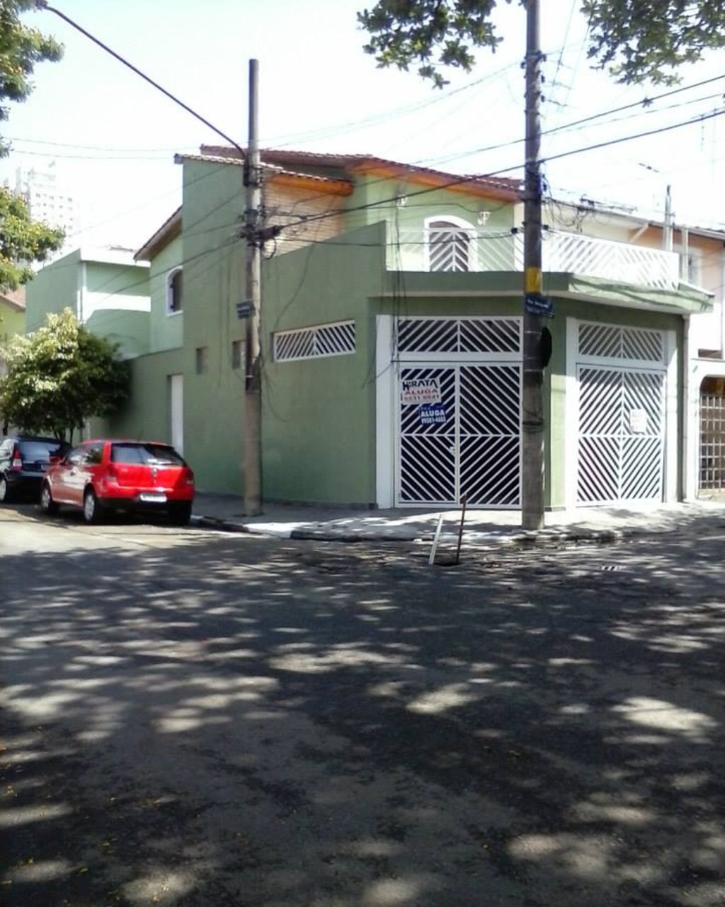 Sobrado à venda com 2 quartos, 200m² - Foto 1