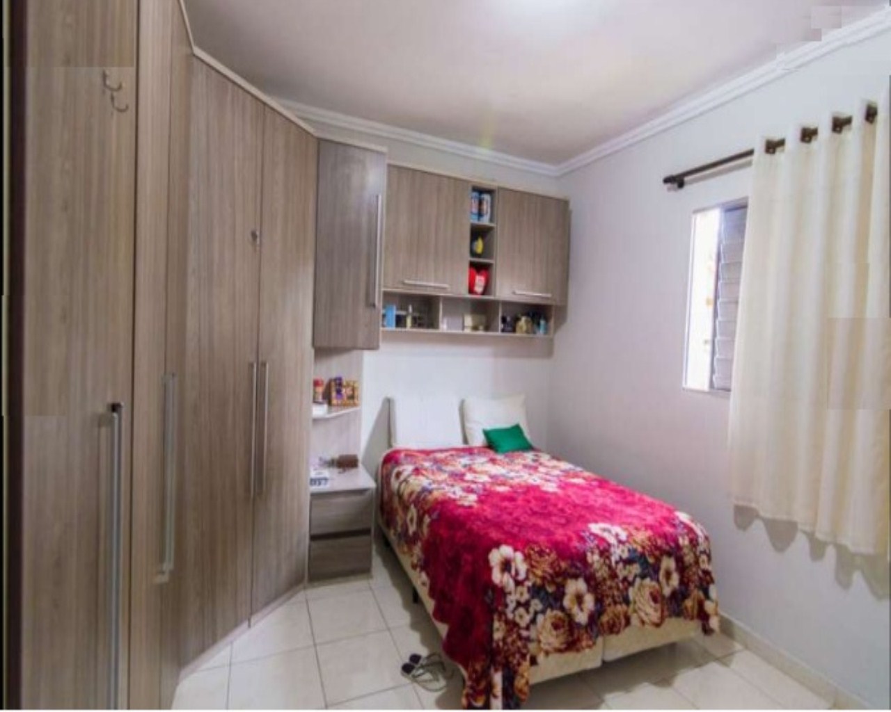 Casa à venda com 2 quartos, 70m² - Foto 4