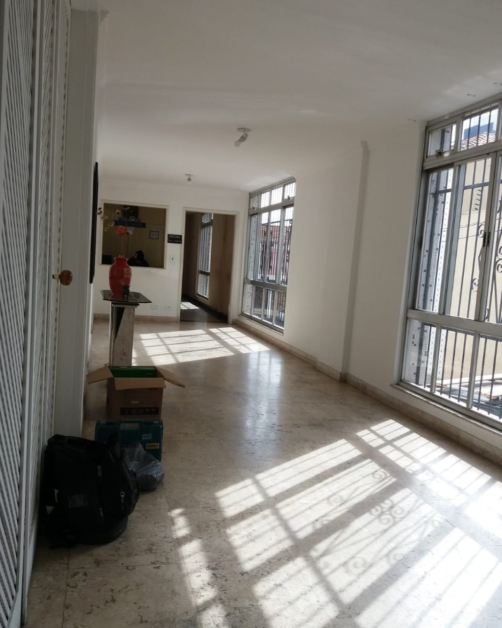 Apartamento à venda com 3 quartos, 165m² - Foto 4