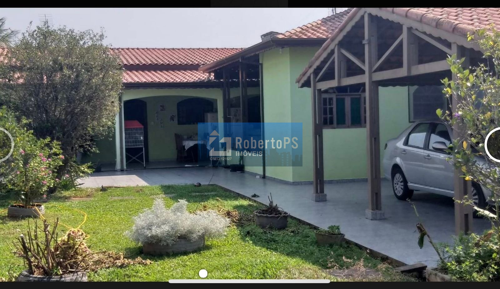 Linda casa térrea em Caraguatatuba com 3 dormitórios, 500 metros da praia.