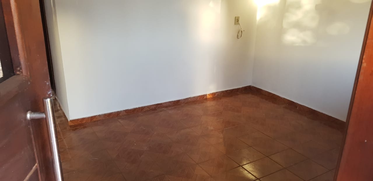 Casa à venda com 4 quartos, 120m² - Foto 8