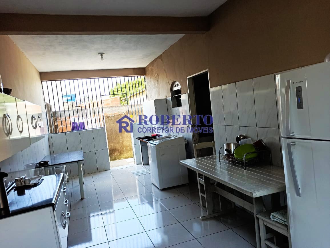 Casa à venda com 5 quartos, 300m² - Foto 13