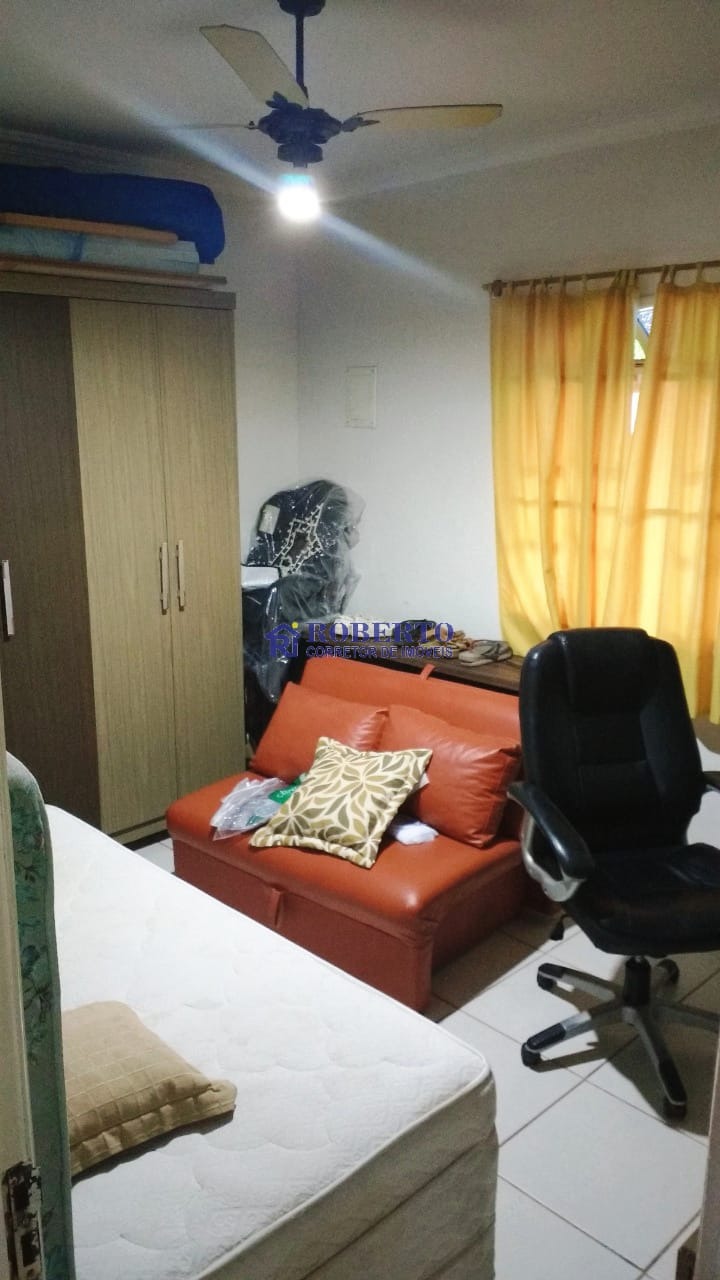 Casa à venda com 3 quartos, 300m² - Foto 14