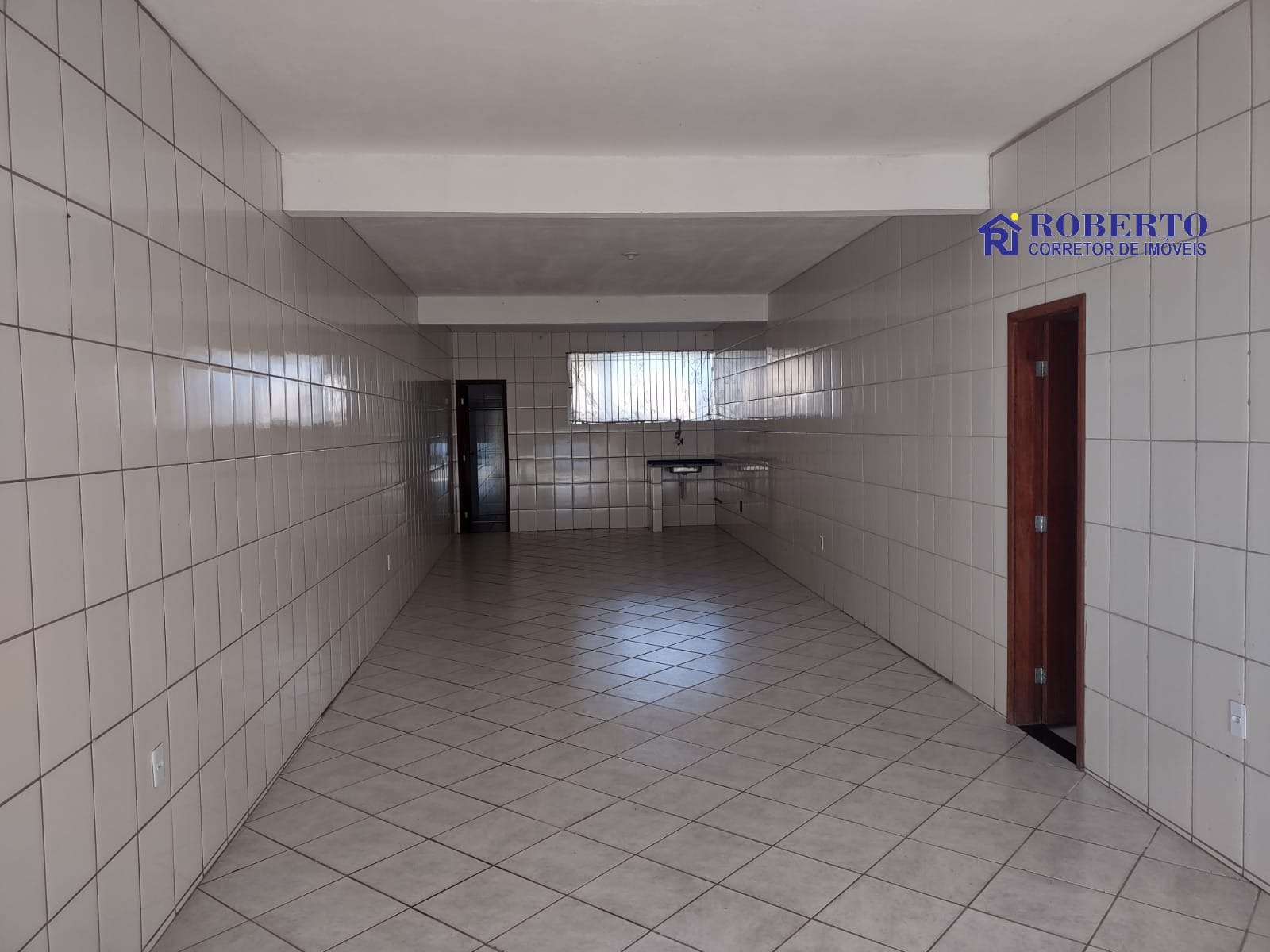 Casa à venda com 4 quartos, 300m² - Foto 18