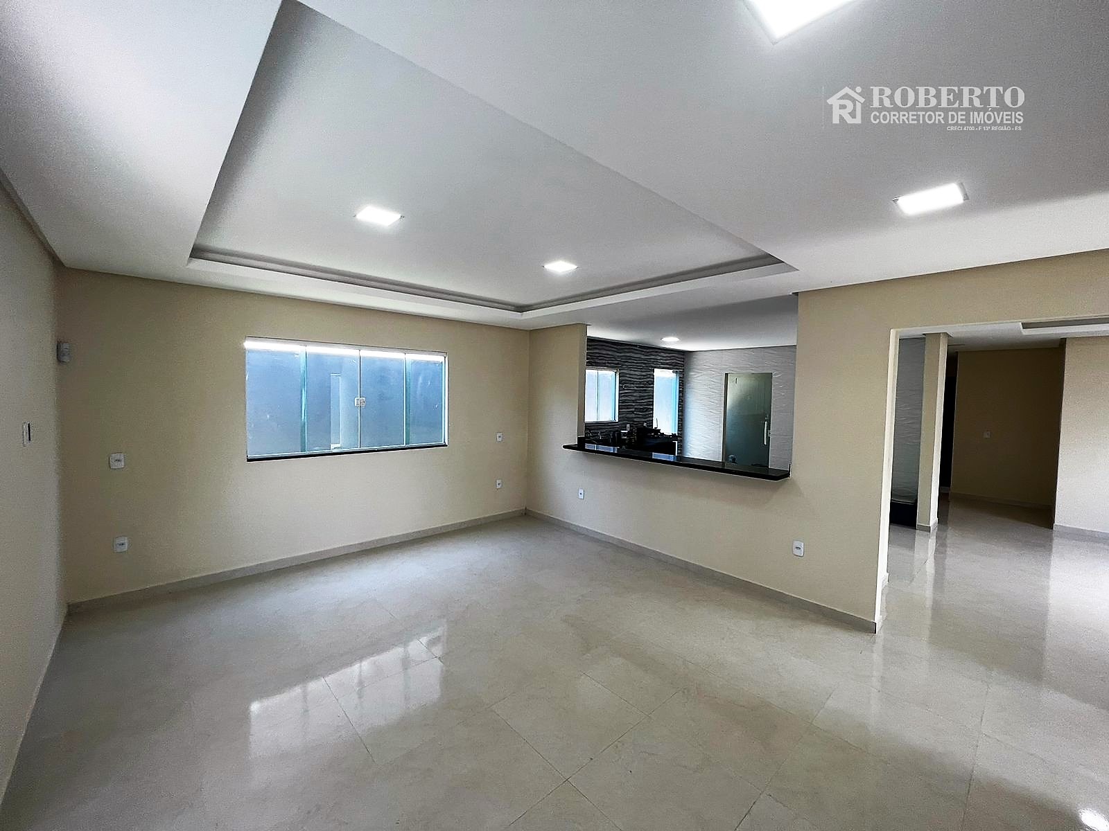 Casa à venda com 4 quartos, 300m² - Foto 16