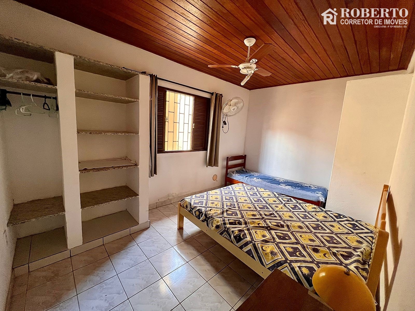 Casa à venda com 5 quartos, 300m² - Foto 10