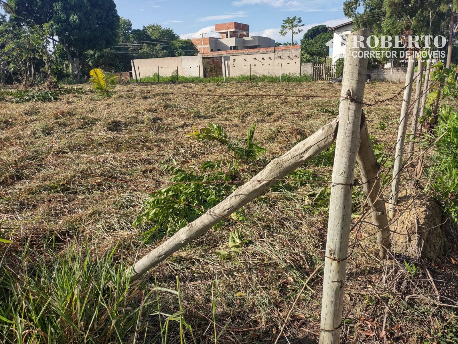 Terreno à venda, 600m² - Foto 1