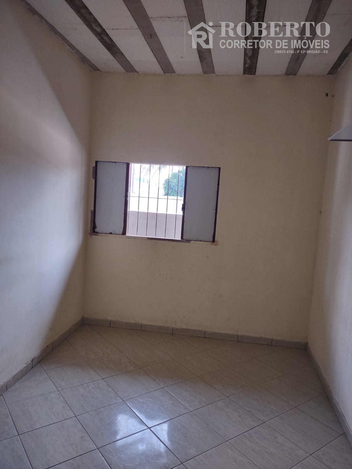 Casa à venda com 2 quartos, 300m² - Foto 12