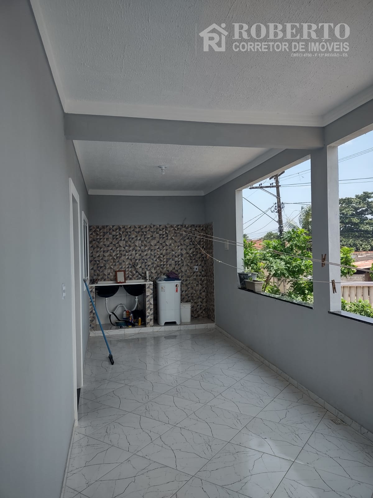 Casa à venda com 2 quartos, 300m² - Foto 17