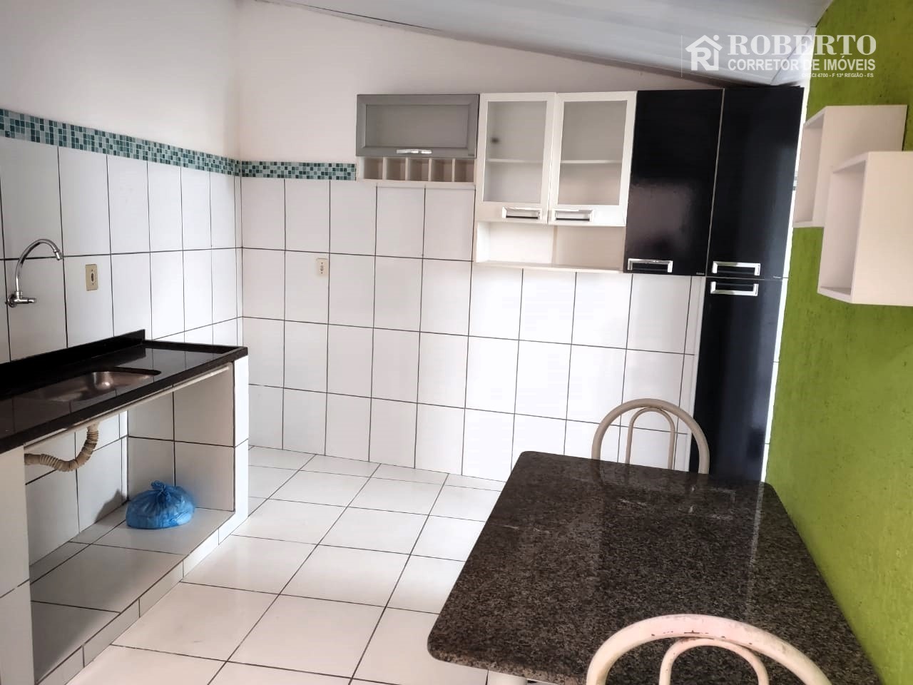 Casa à venda com 1 quarto, 50m² - Foto 3