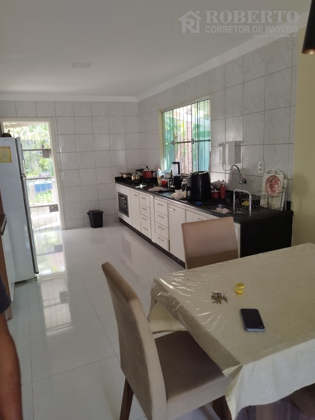 Casa à venda com 2 quartos, 300m² - Foto 11