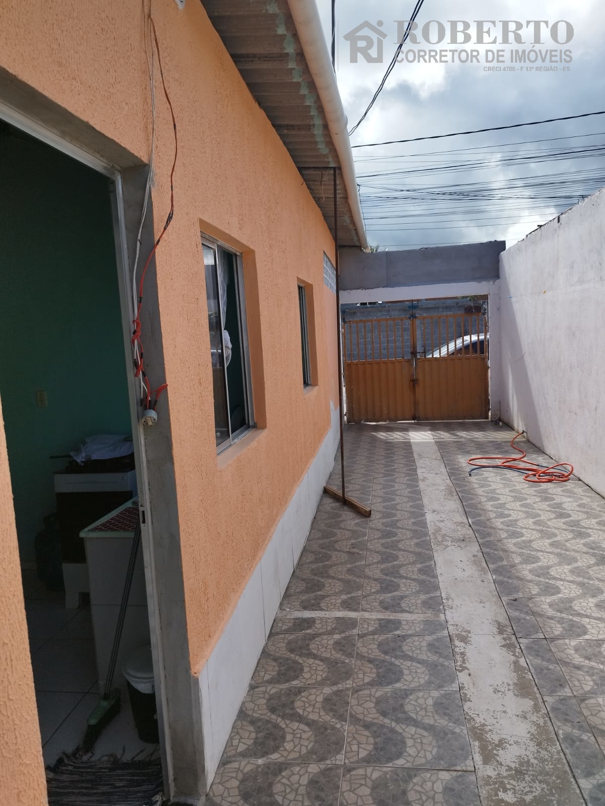 Casa à venda com 2 quartos, 150m² - Foto 3