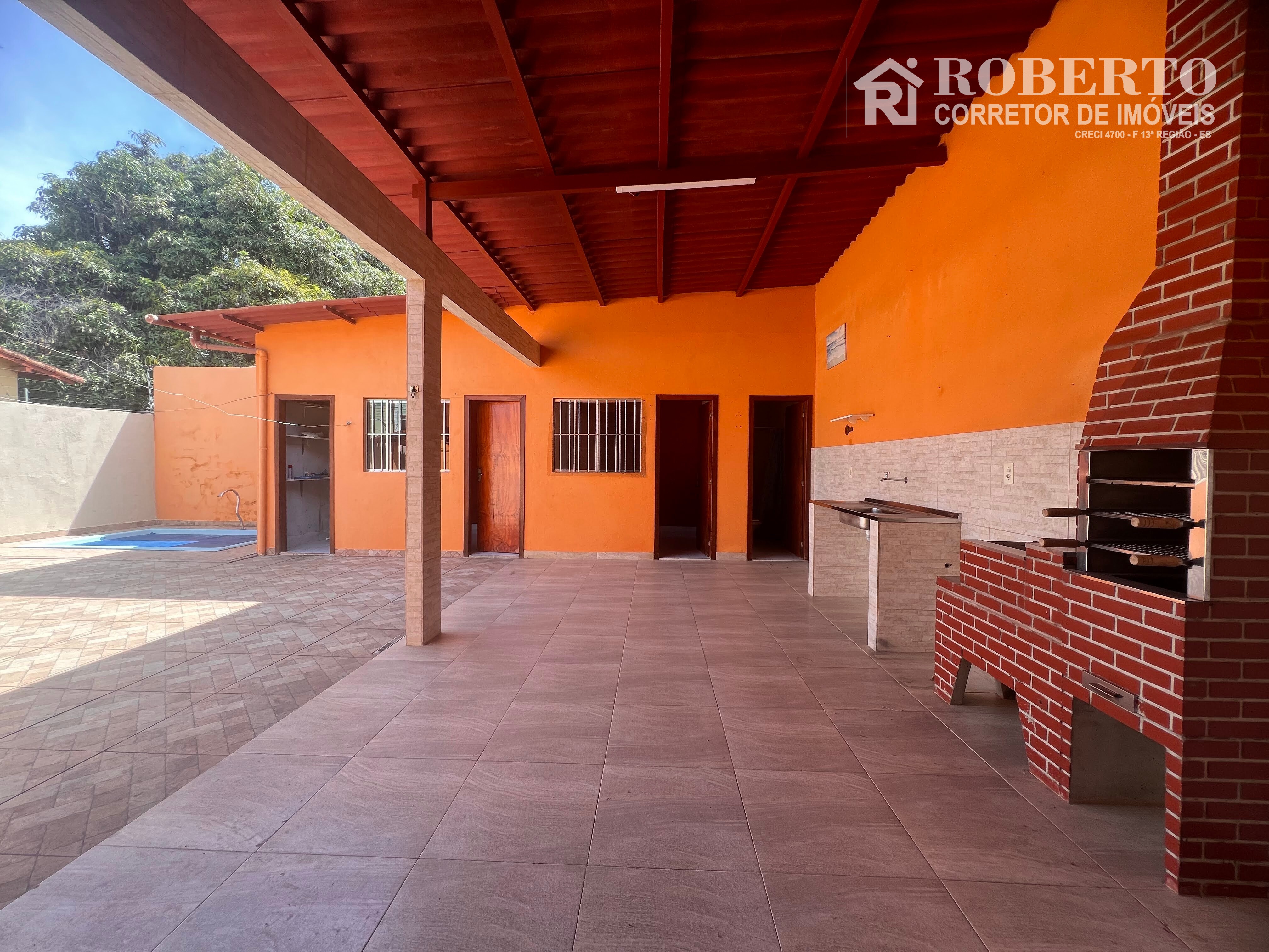 Casa à venda com 2 quartos, 300m² - Foto 4