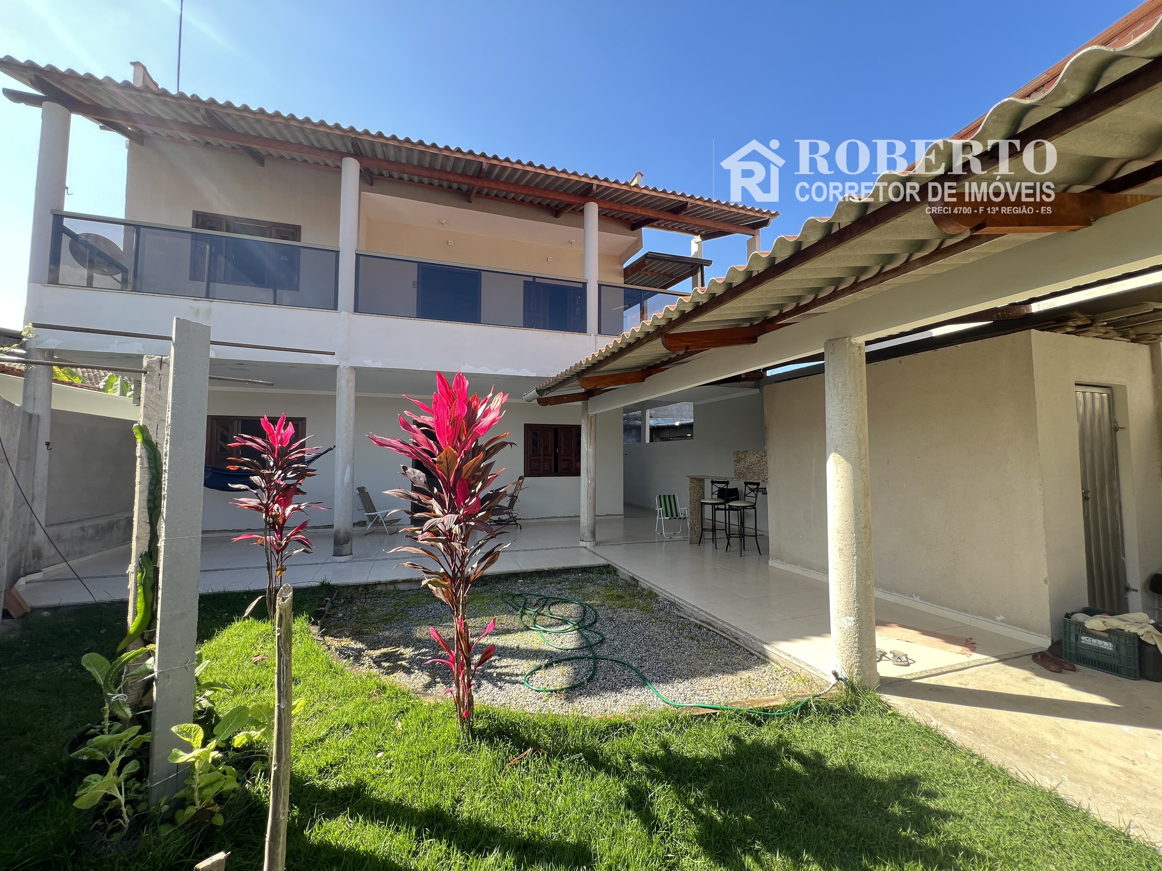 Casa, 4 quartos, 300 m² - Foto 1