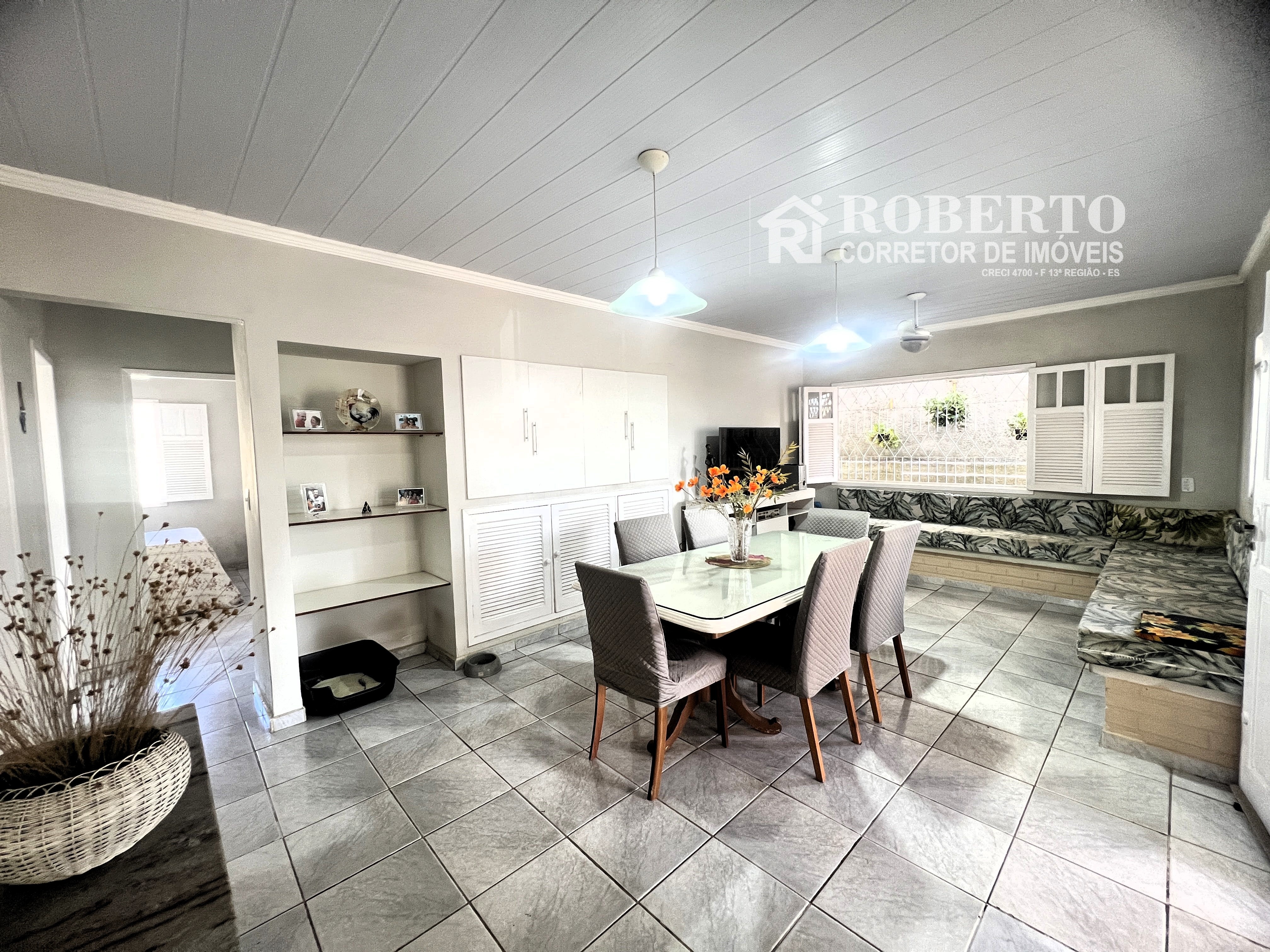 Casa, 4 quartos, 240 m² - Foto 3