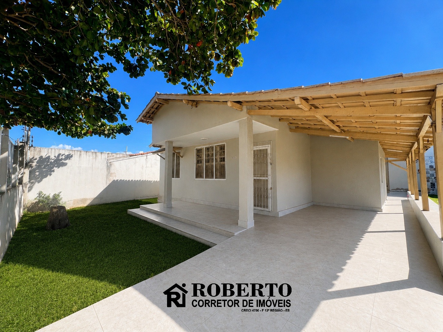 Casa, 3 quartos, 240 m² - Foto 1