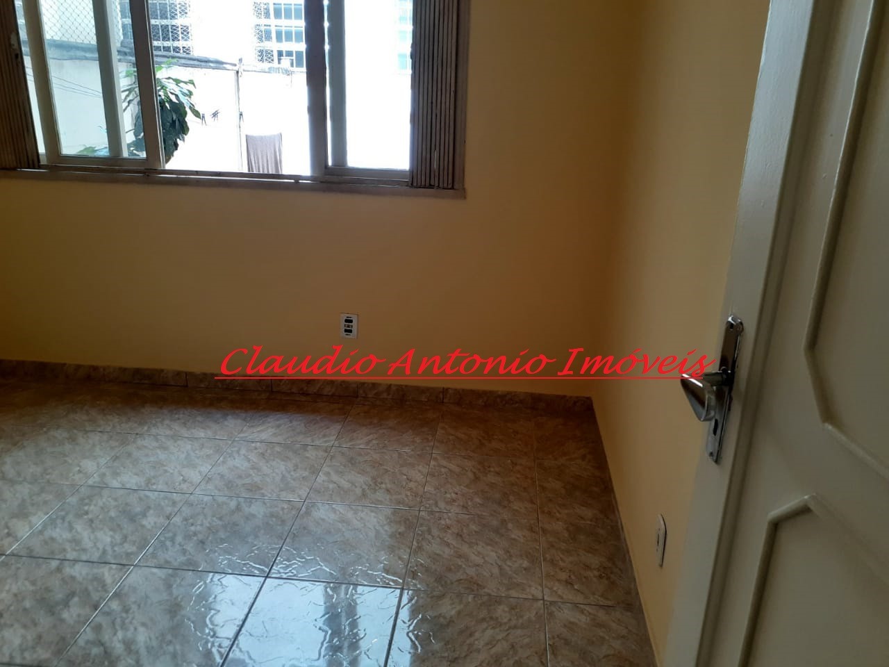 Apartamento à venda com 3 quartos, 124m² - Foto 4