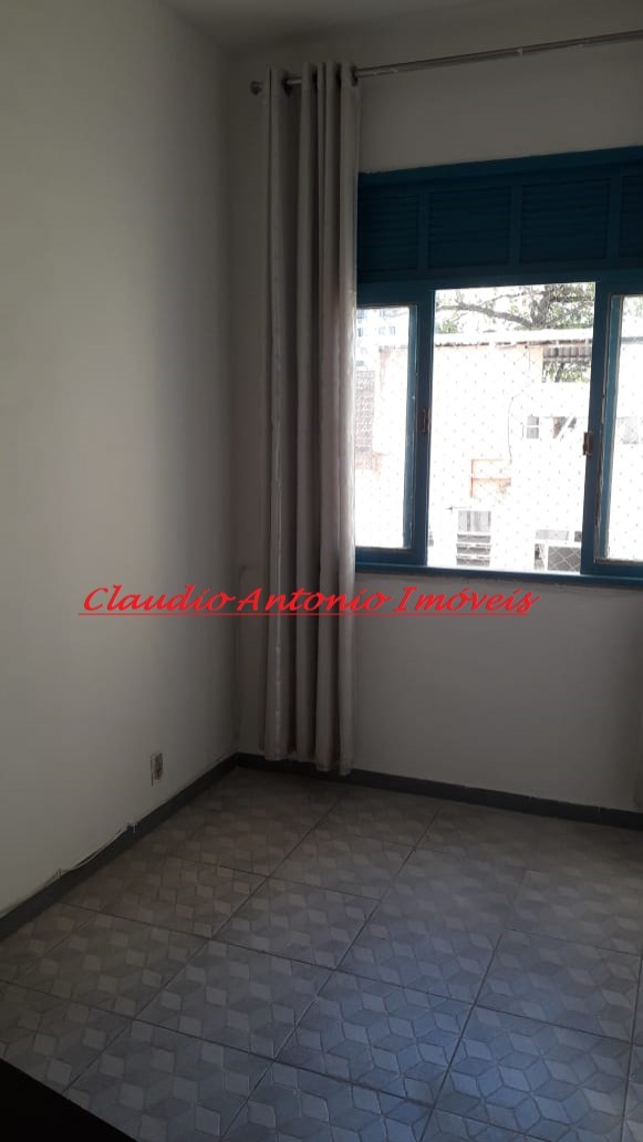 Apartamento à venda com 2 quartos, 58m² - Foto 3