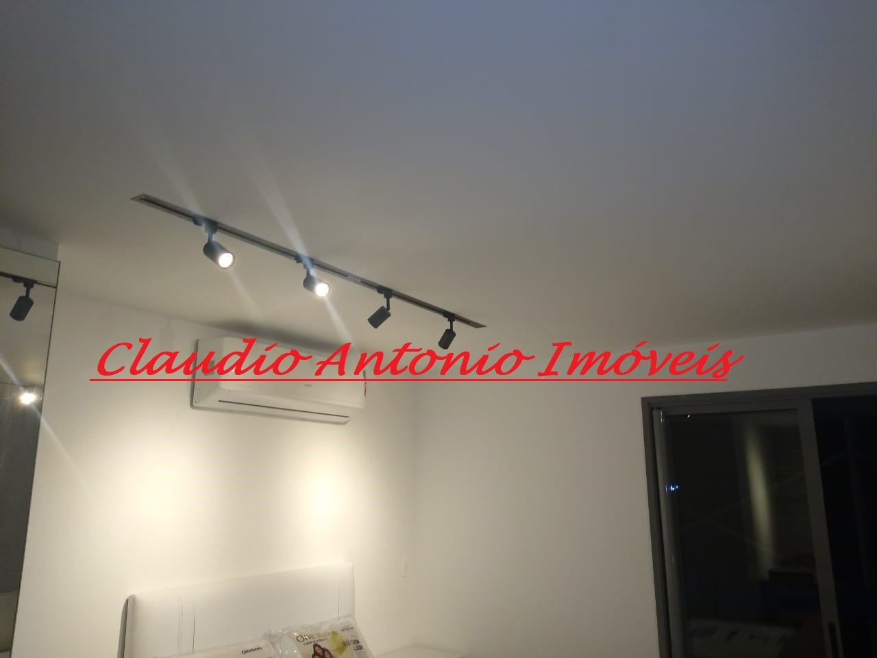 Apartamento à venda com 1 quarto, 43m² - Foto 12