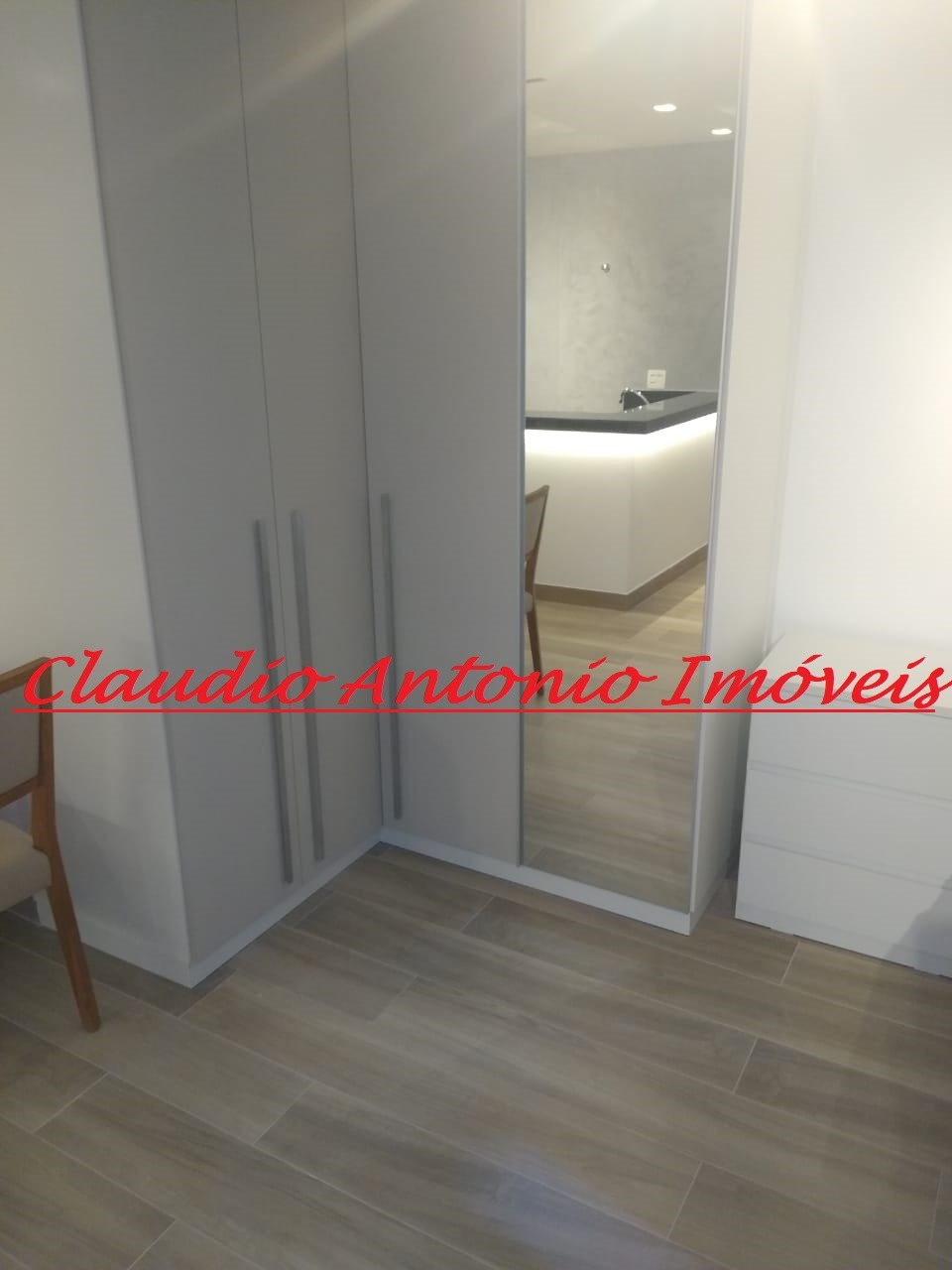 Apartamento à venda com 1 quarto, 43m² - Foto 13