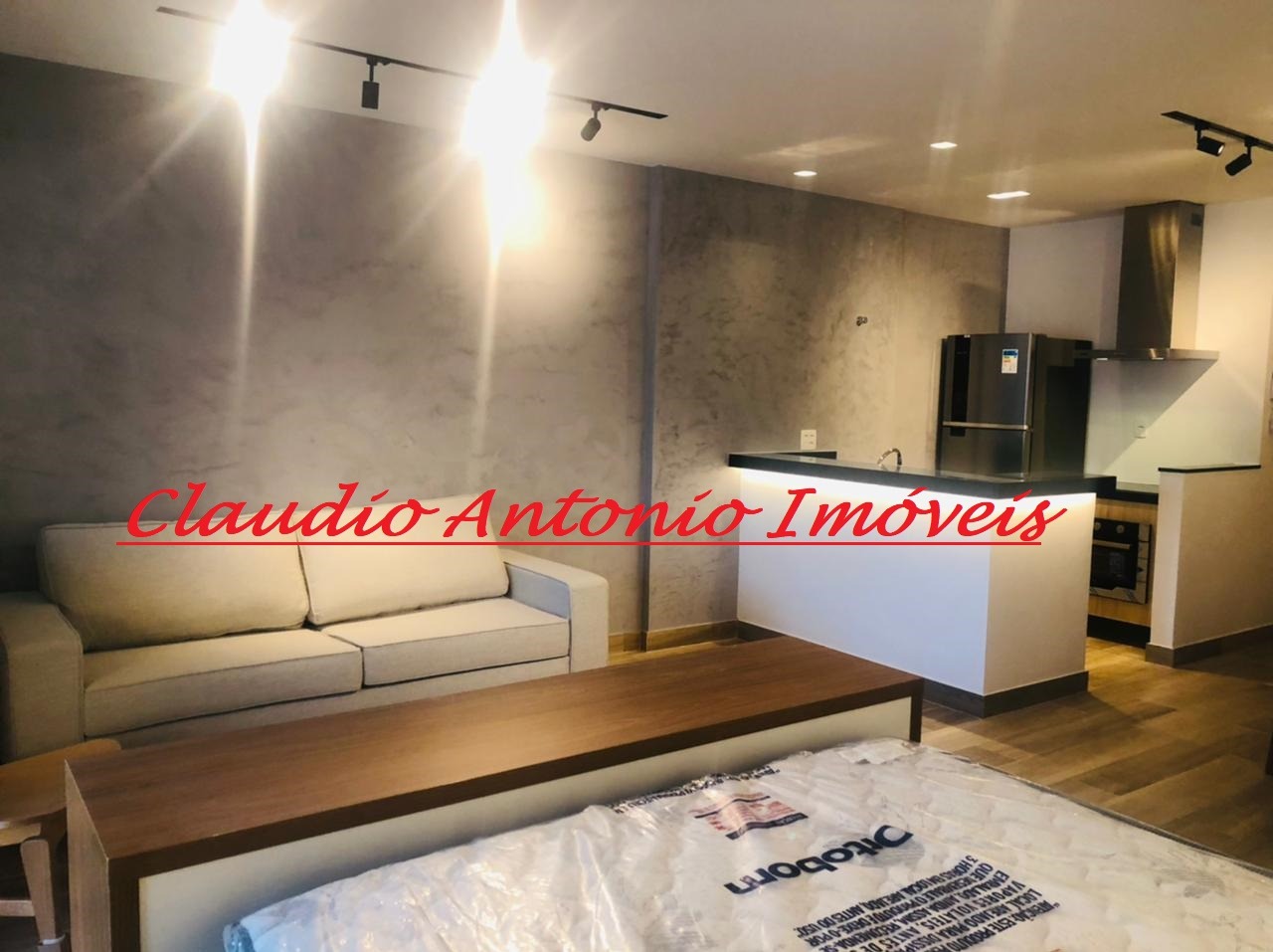 Apartamento à venda com 1 quarto, 43m² - Foto 1