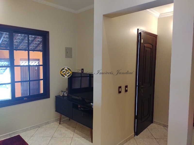 Casa à venda com 3 quartos, 177m² - Foto 3