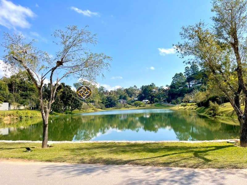 Casa à venda com 4 quartos, 1000m² - Foto 55