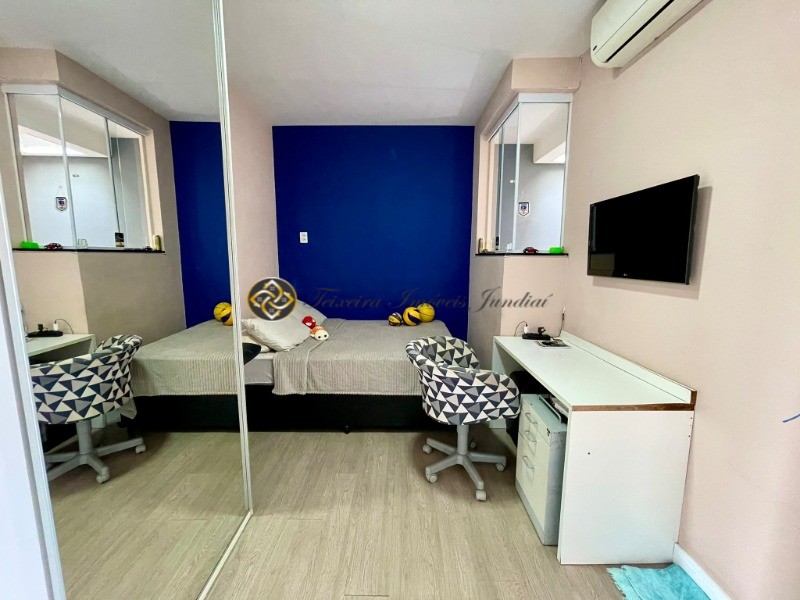 Casa à venda com 3 quartos, 300m² - Foto 14